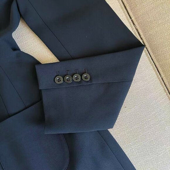 Elegant Black Long-Sleeve Mini Dress - Picture 10 of 13